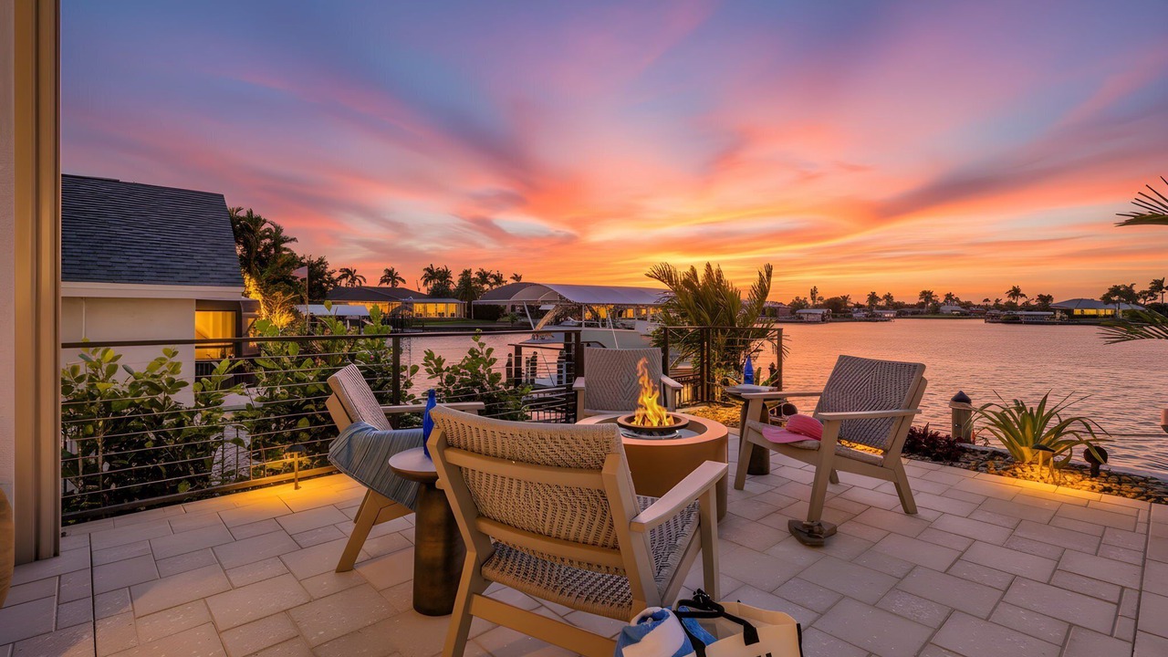 Photo of Patio Balcony in Eight Lakes