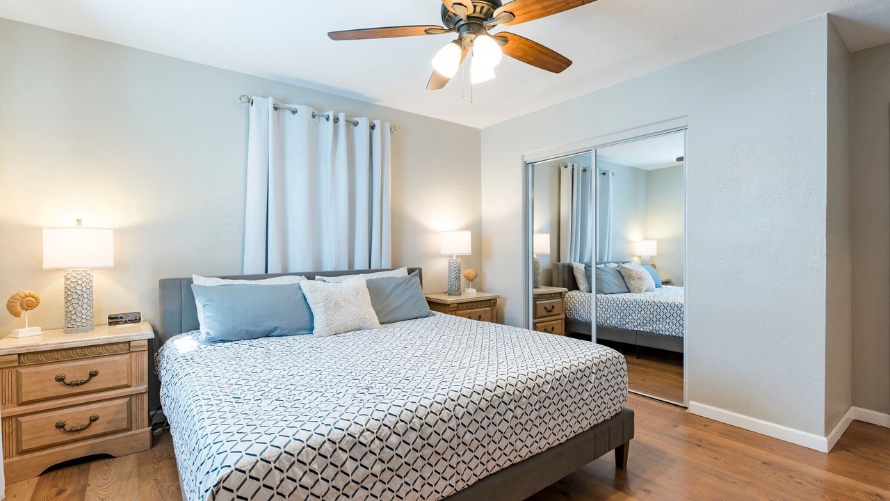 Photo of Bedroom in Bayshore Gardens
