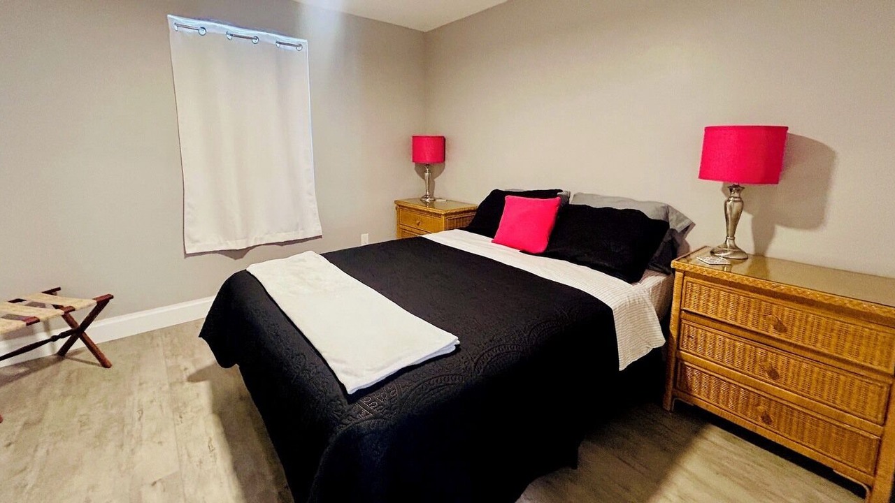 Photo of Bedroom in Caloosahatchee