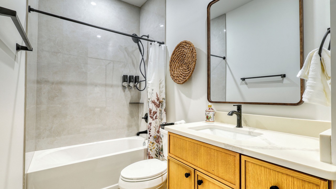Photo of Bathroom in Oakland Hills