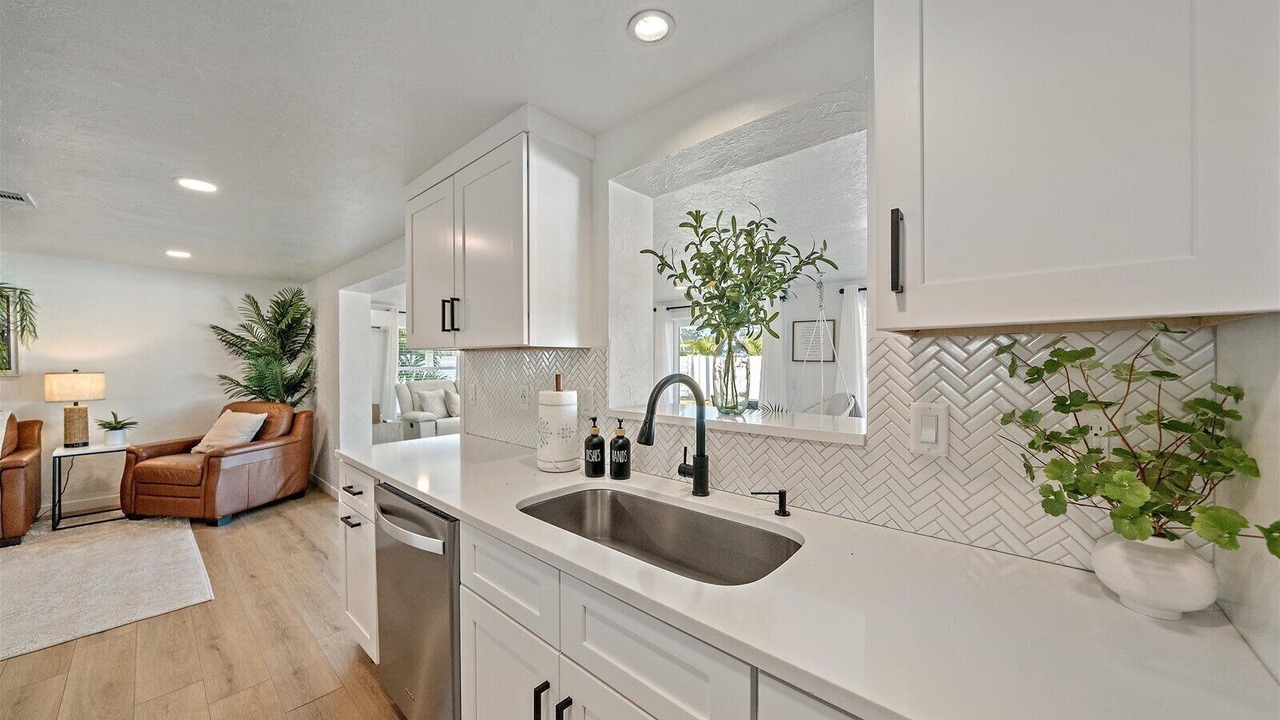 Photo of Others in Gulf Gate Estates
