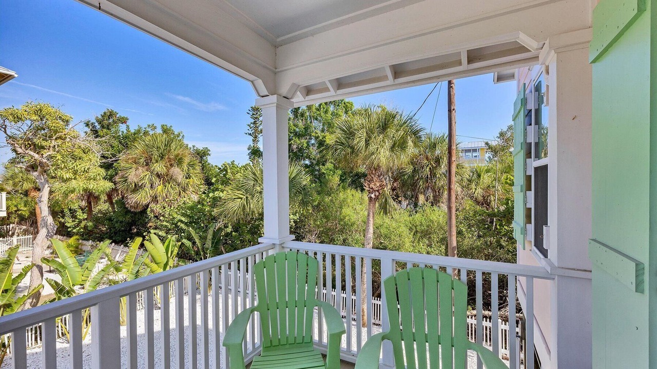 Photo of Outdoor in Palm Island