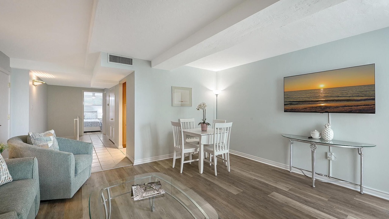 Photo of Bedroom in Longboat Key