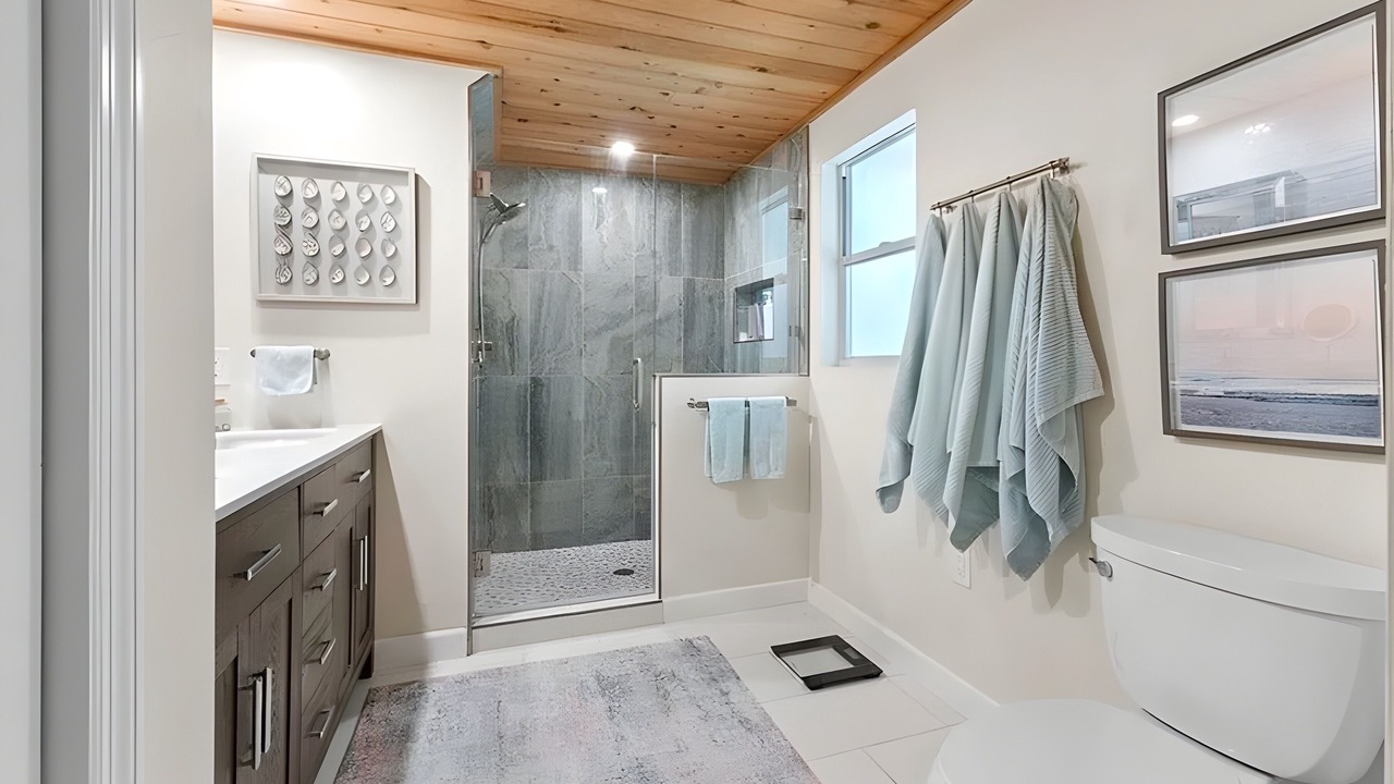 Photo of Bathroom in Bonita Springs