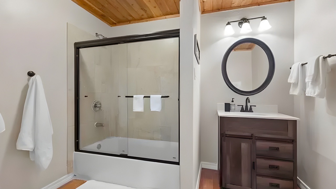 Photo of Bathroom in Bonita Springs