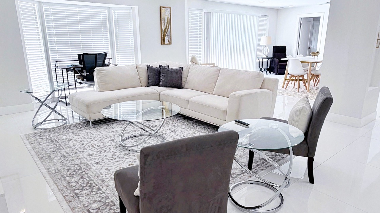 Photo of Livingroom in Southgate
