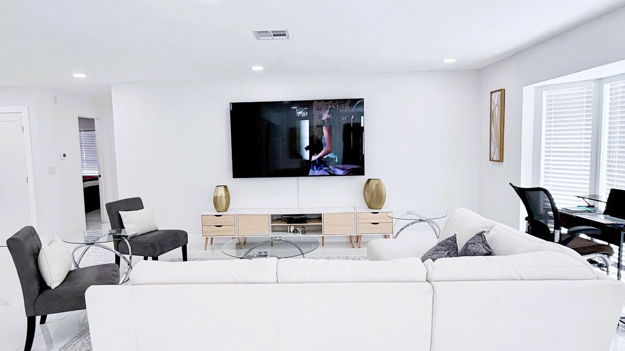 Photo of Livingroom in Southgate