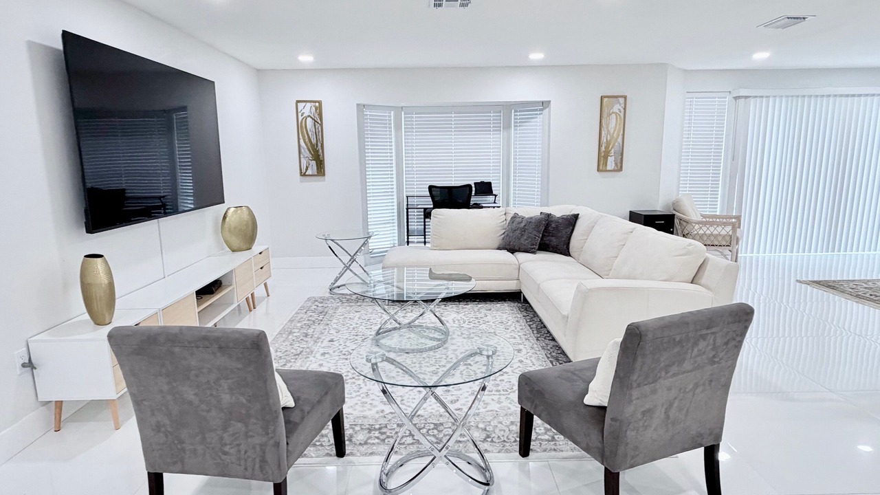 Photo of Livingroom in Southgate