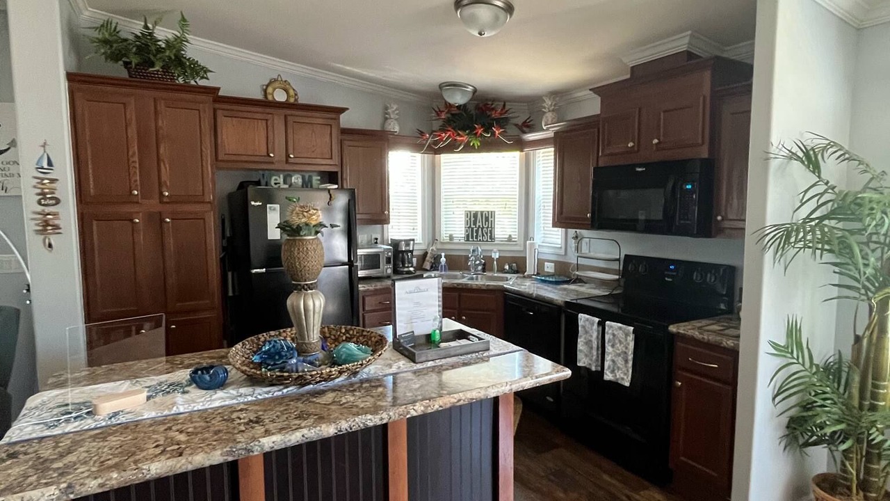 Photo of Kitchen in Bayshore Gardens