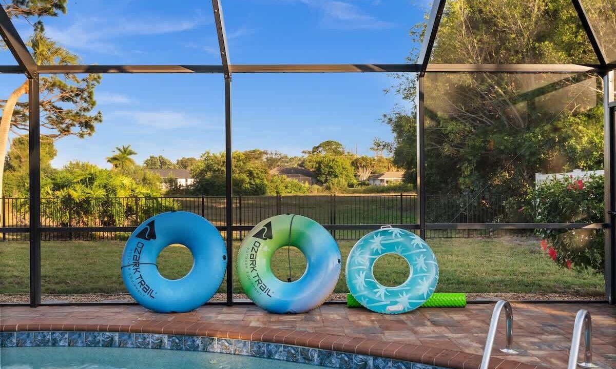 Photo of Outdoor in Lochmoor Waterway Estates