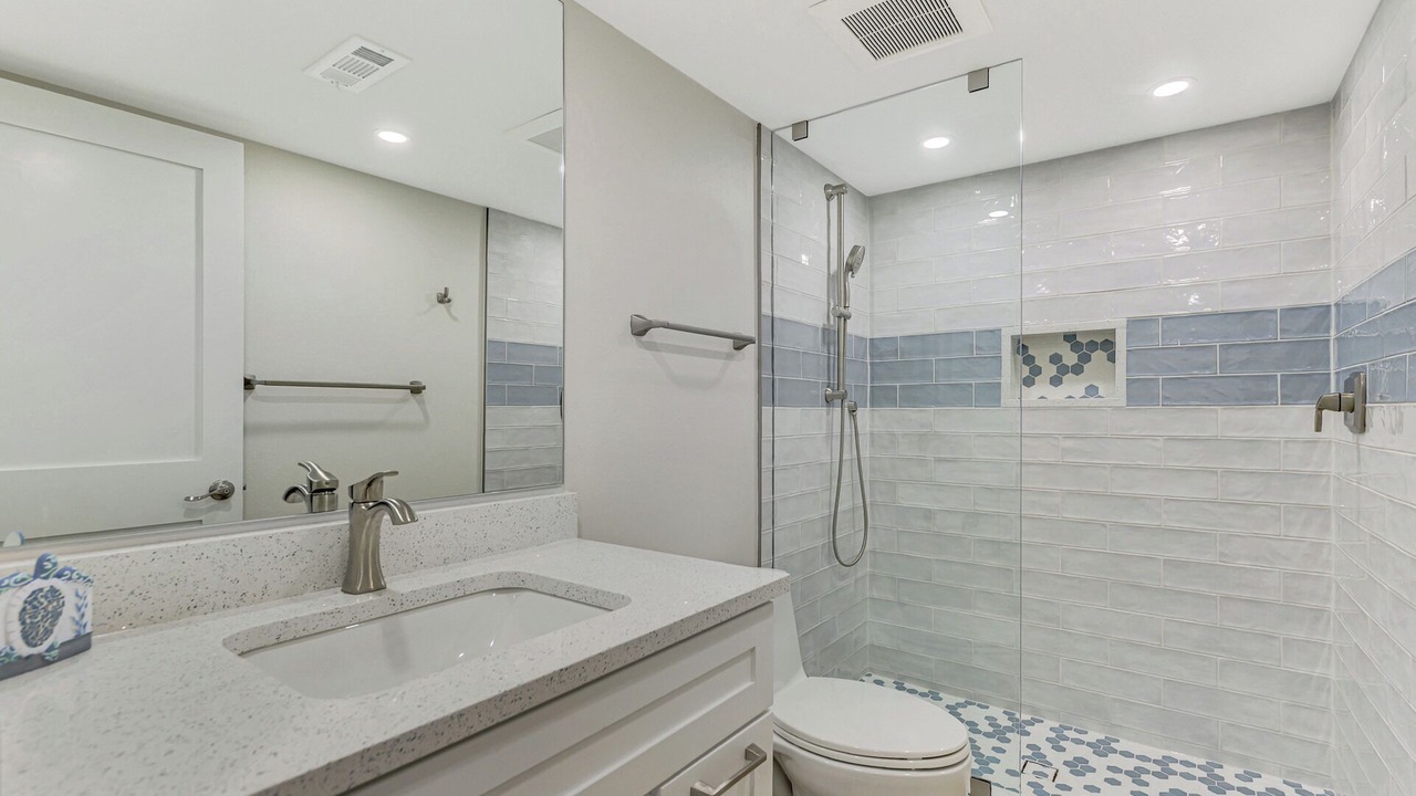 Photo of Bathroom in Plantation