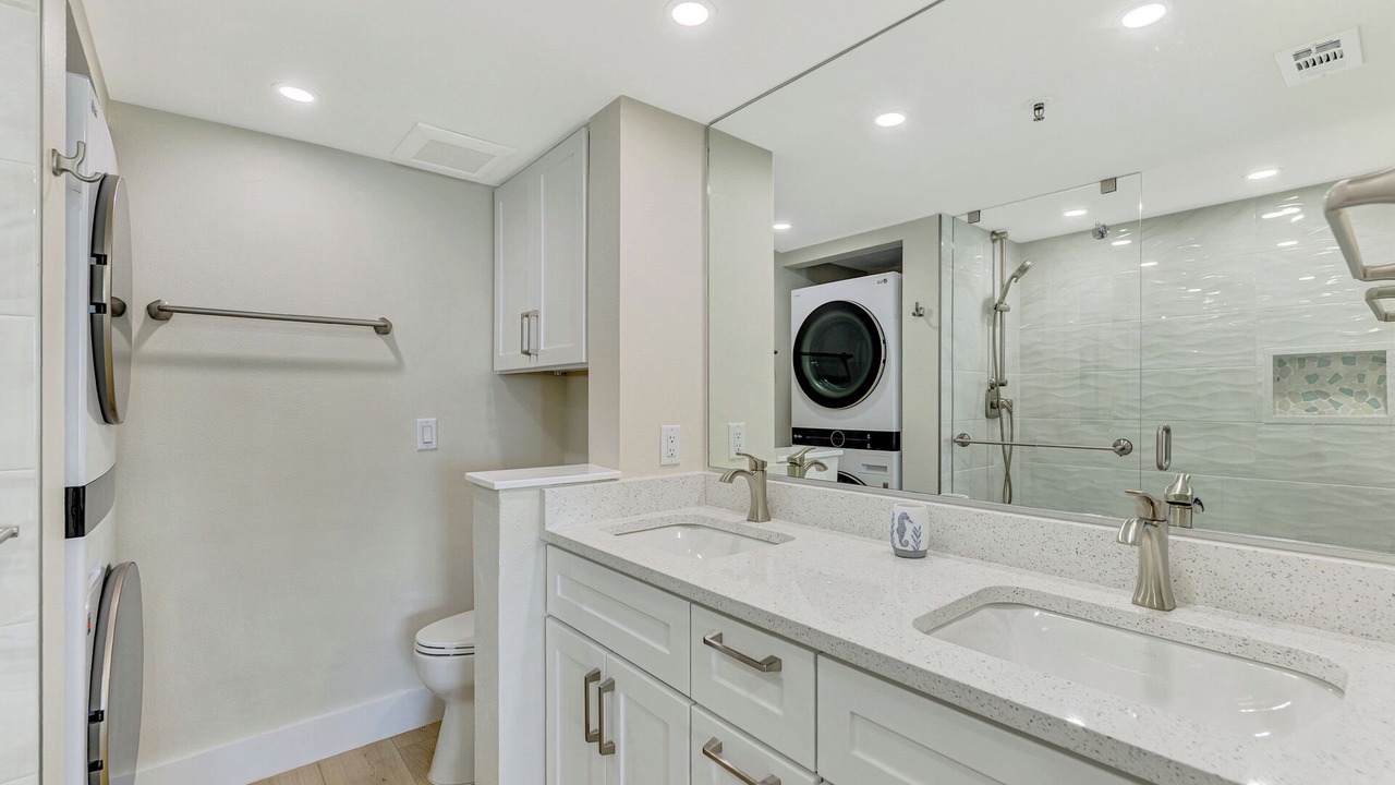 Photo of Bathroom in Plantation
