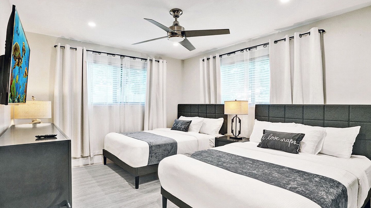 Photo of Bedroom in South Lake