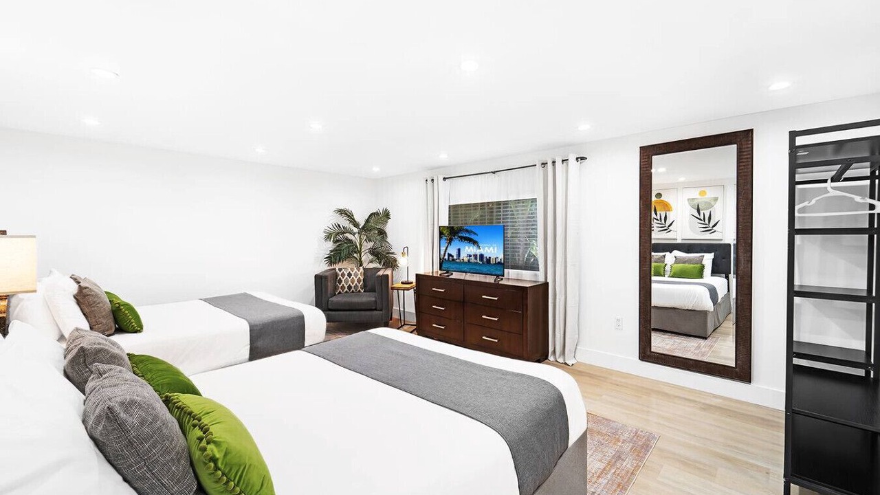 Photo of Bedroom in South Lake
