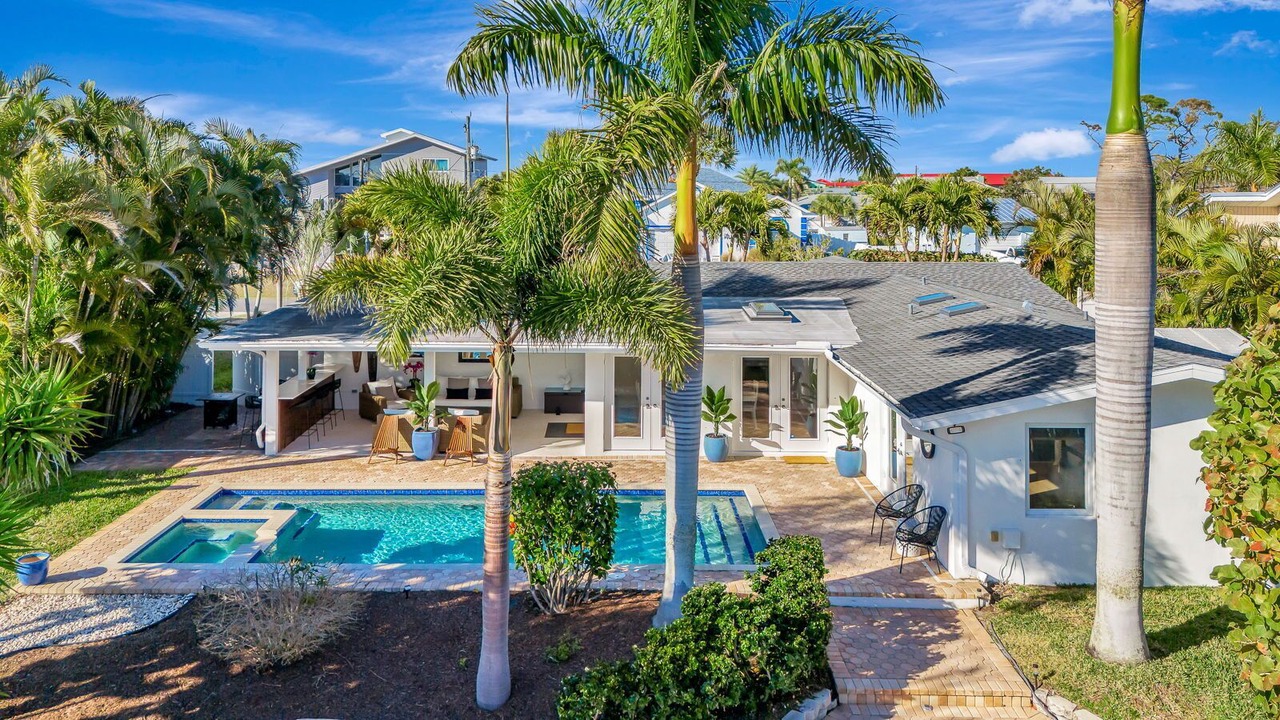 Photo of Outdoor in Bay Harbor Estates