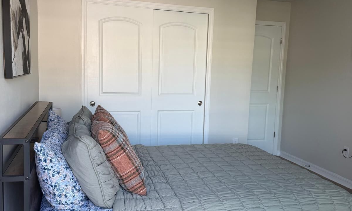 Photo of Bedroom in Harris