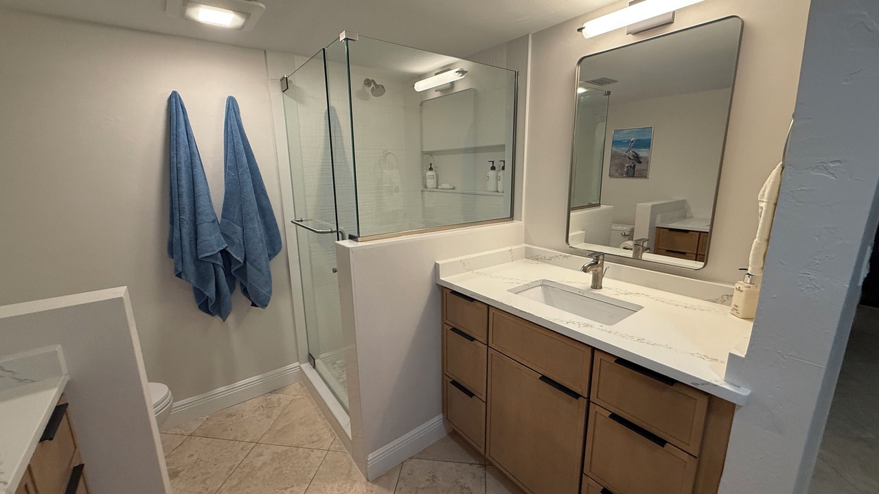 Photo of Bathroom in Caloosahatchee