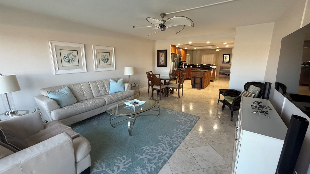 Photo of Livingroom in Caloosahatchee