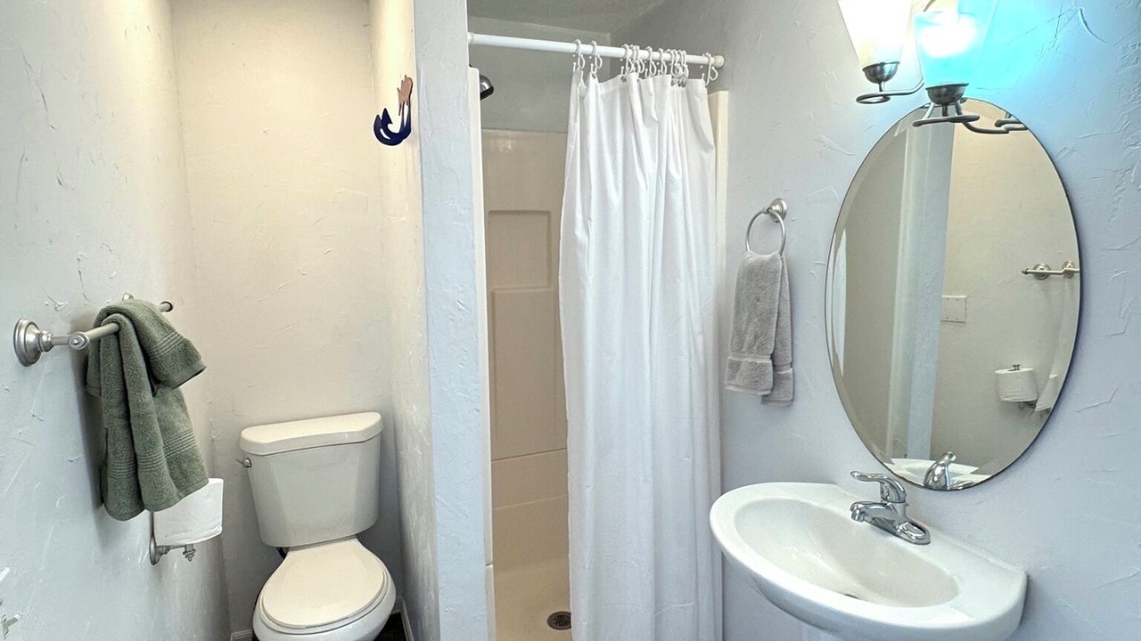 Photo of Bathroom in Englewood