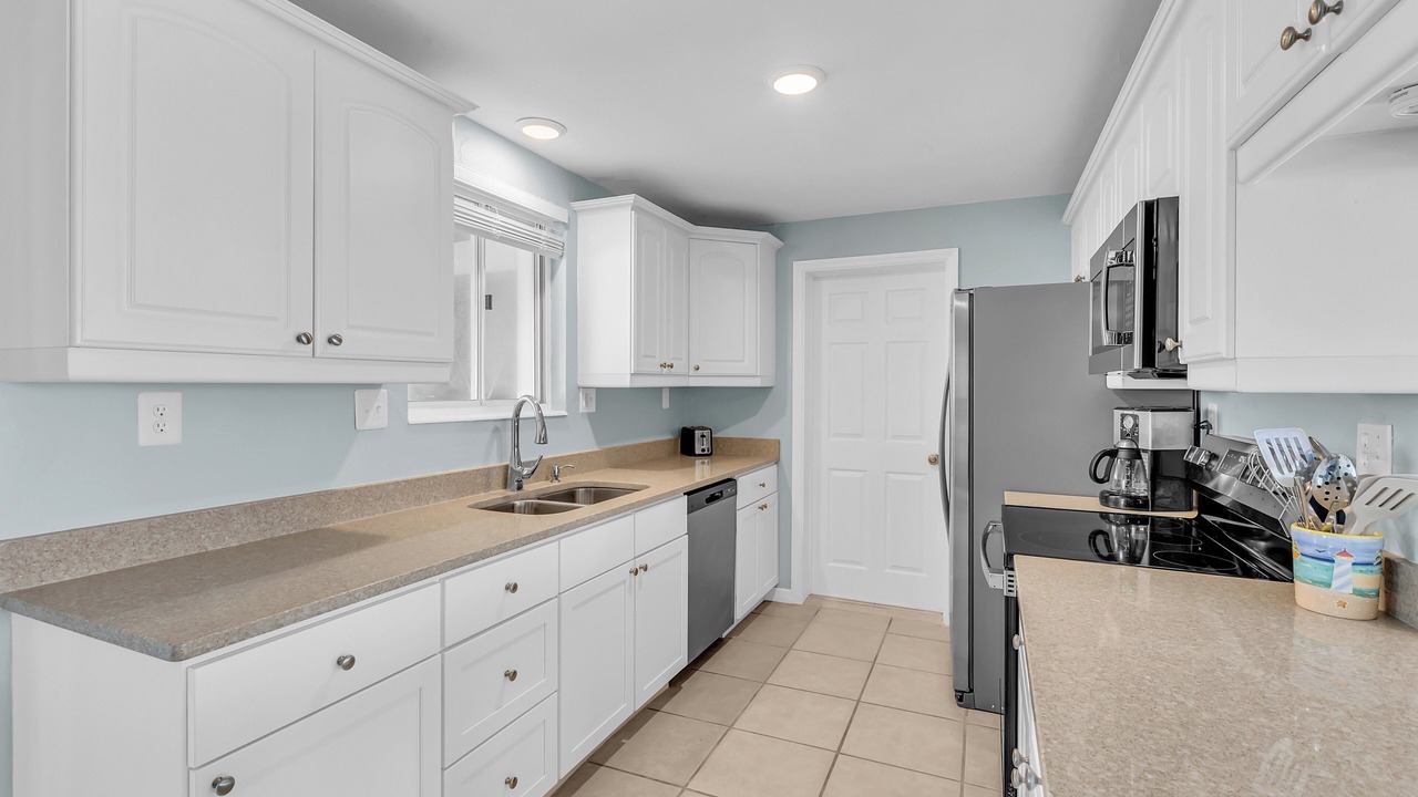 Photo of Kitchen in Fort Myers Shores