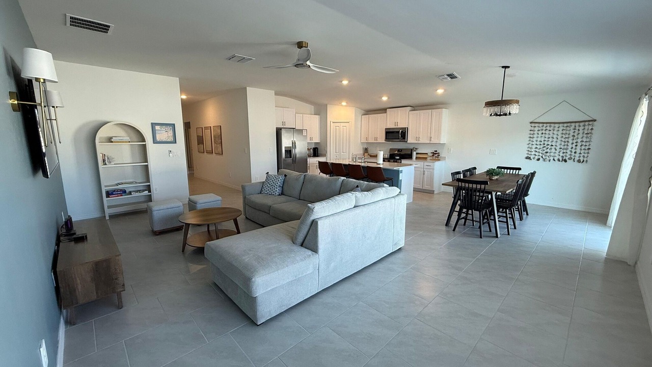 Photo of Livingroom in Rotonda Lakes
