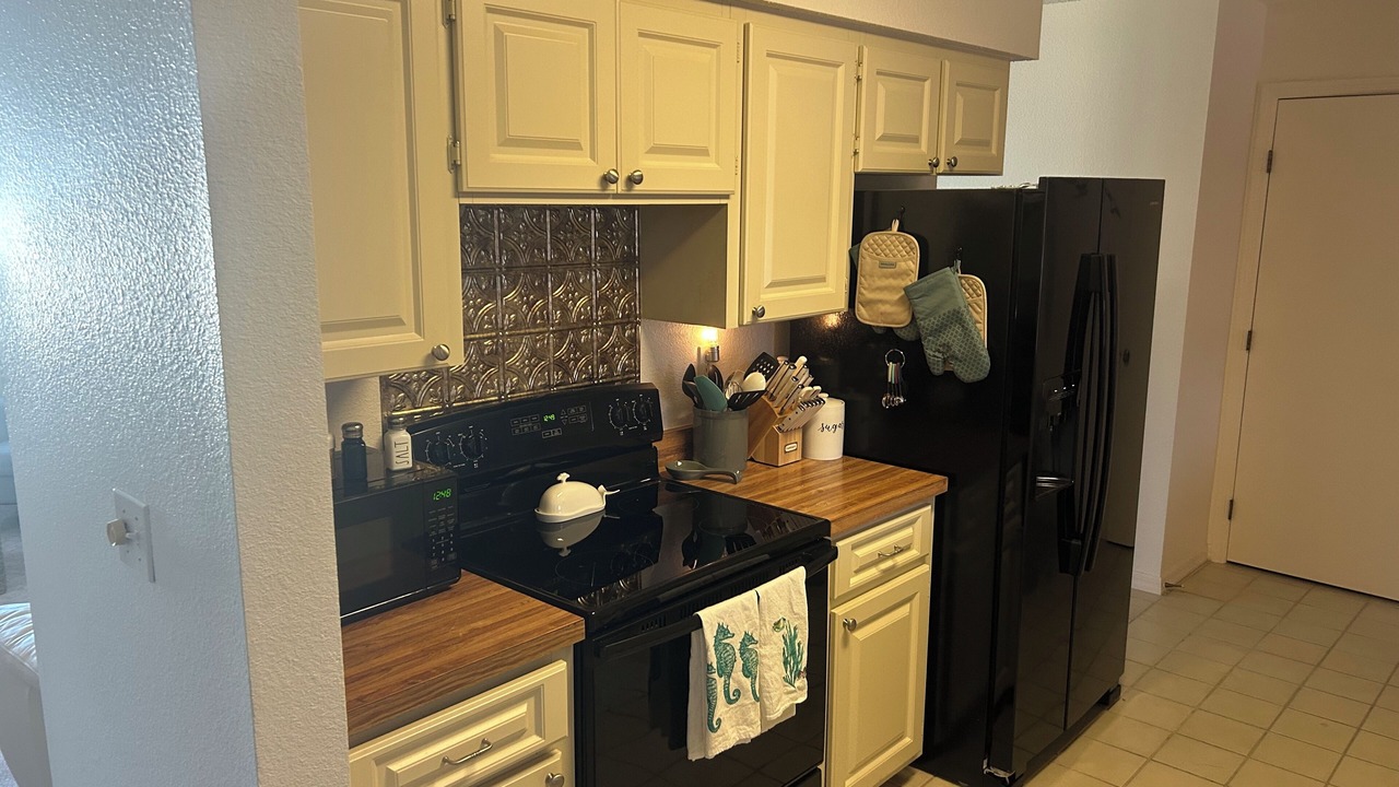 Photo of Kitchen in Oakland Hills