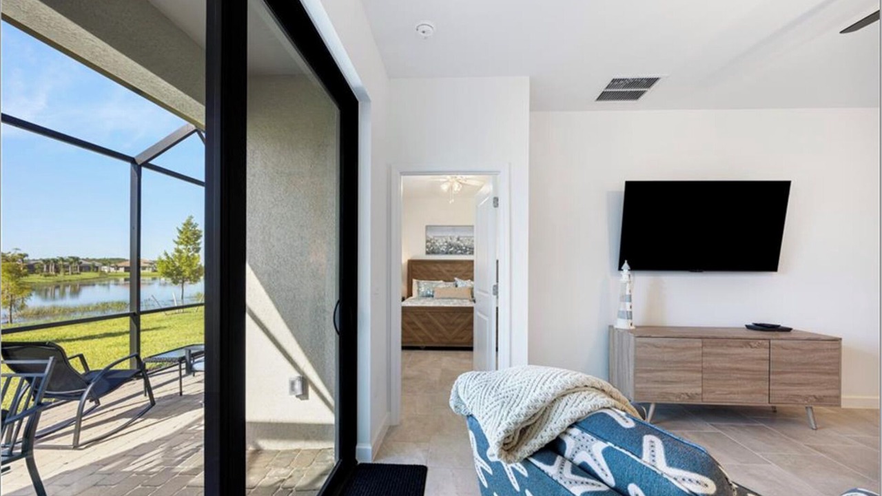 Photo of Livingroom in Estero