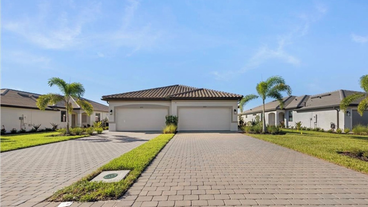 Photo of Outdoor in Estero