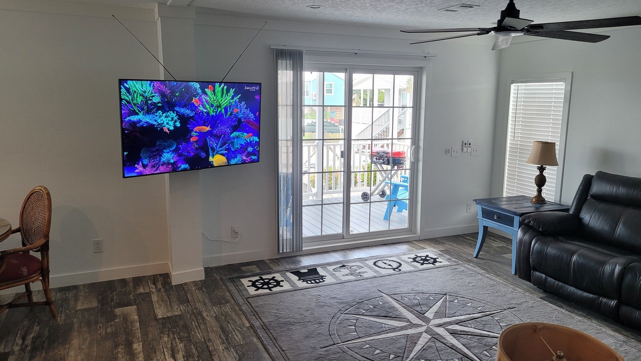 Photo of Livingroom in Saint James City