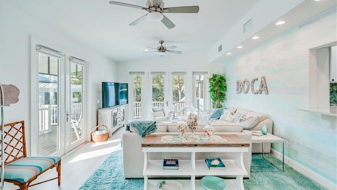 Photo of Livingroom in Boca Grande