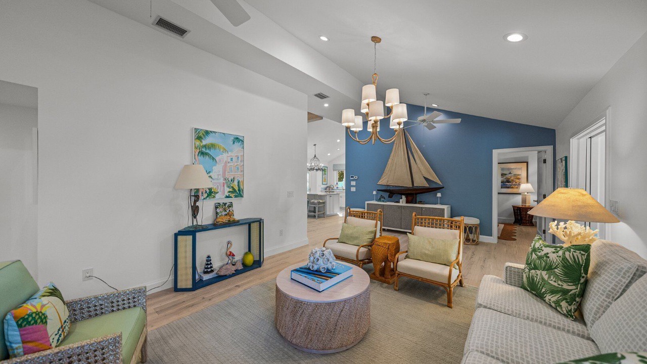 Photo of Livingroom in Downtown Boca Grande Historic District