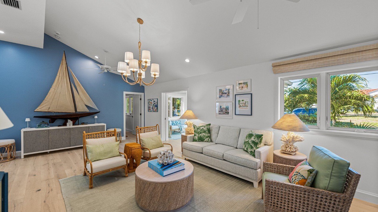 Photo of Livingroom in Downtown Boca Grande Historic District