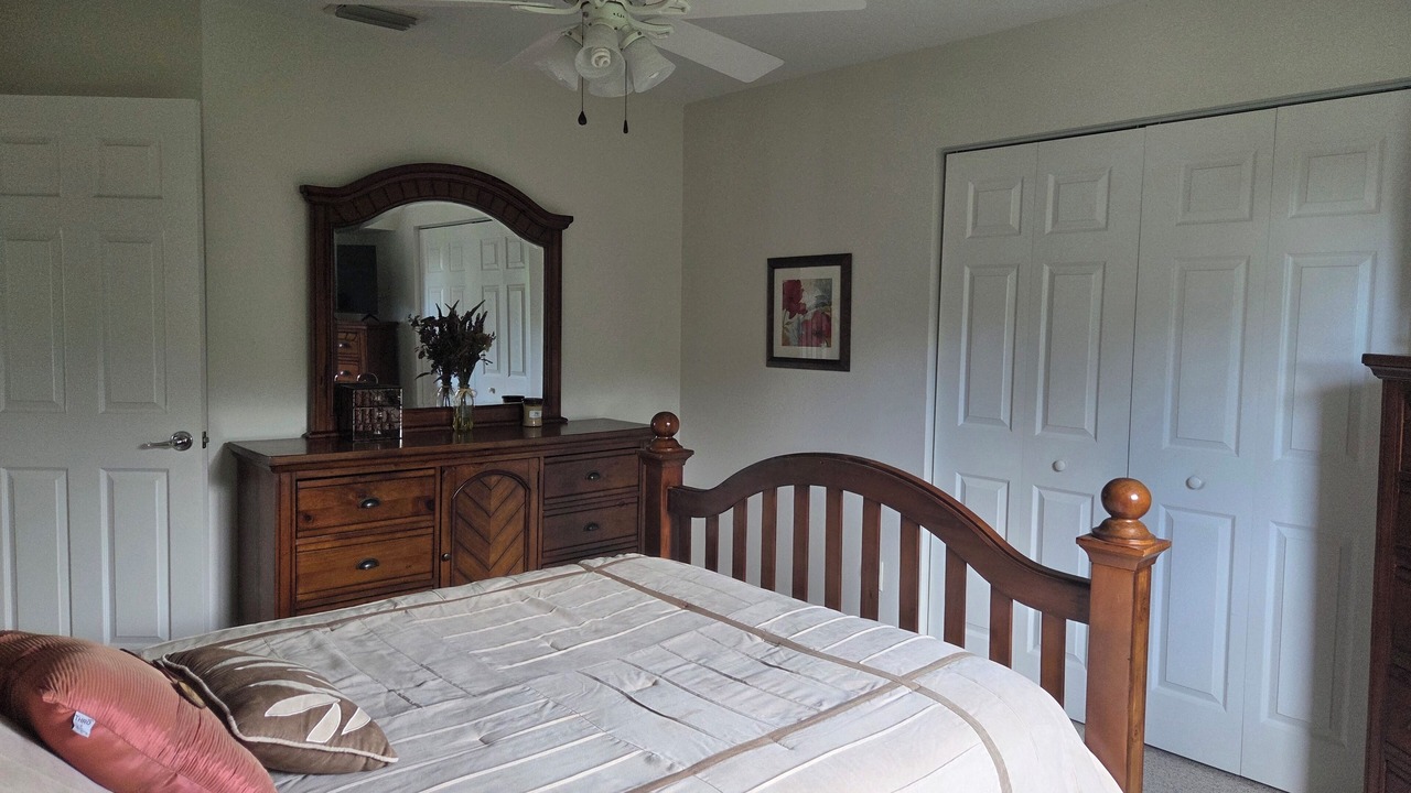 Photo of Bedroom in Englewood East