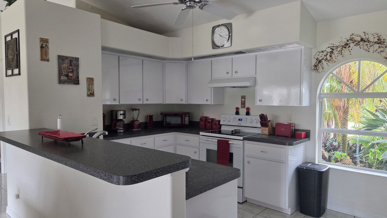 Photo of Kitchen in Englewood East