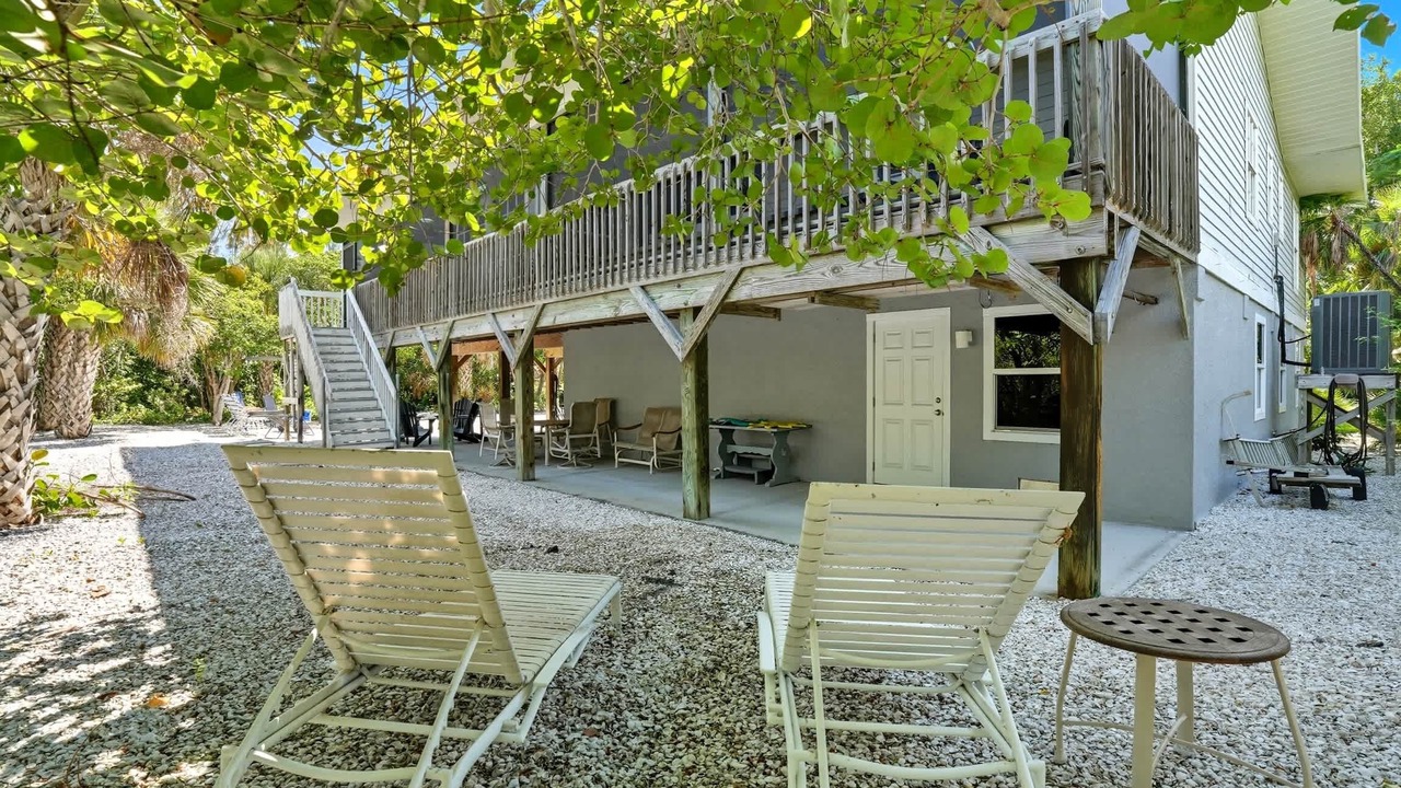 Photo of Patio Balcony in Gumbo Limbo