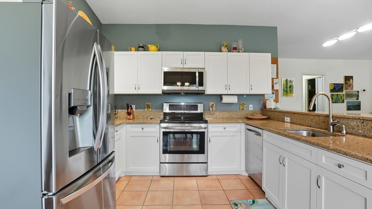 Photo of Kitchen in Gumbo Limbo