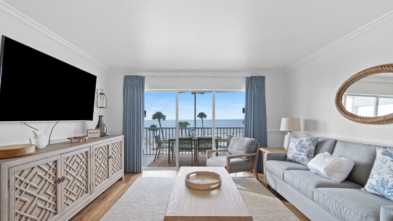 Photo of Livingroom in Captiva