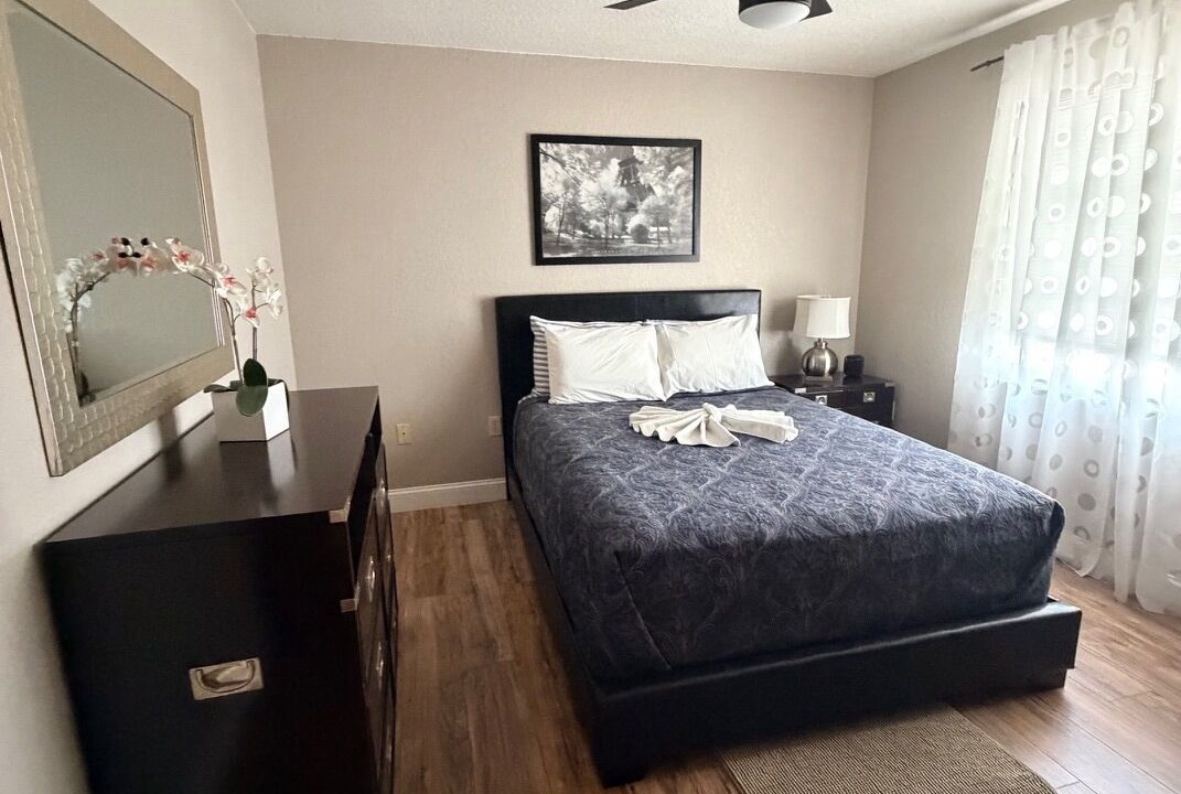 Photo of Bedroom in Warm Mineral Springs