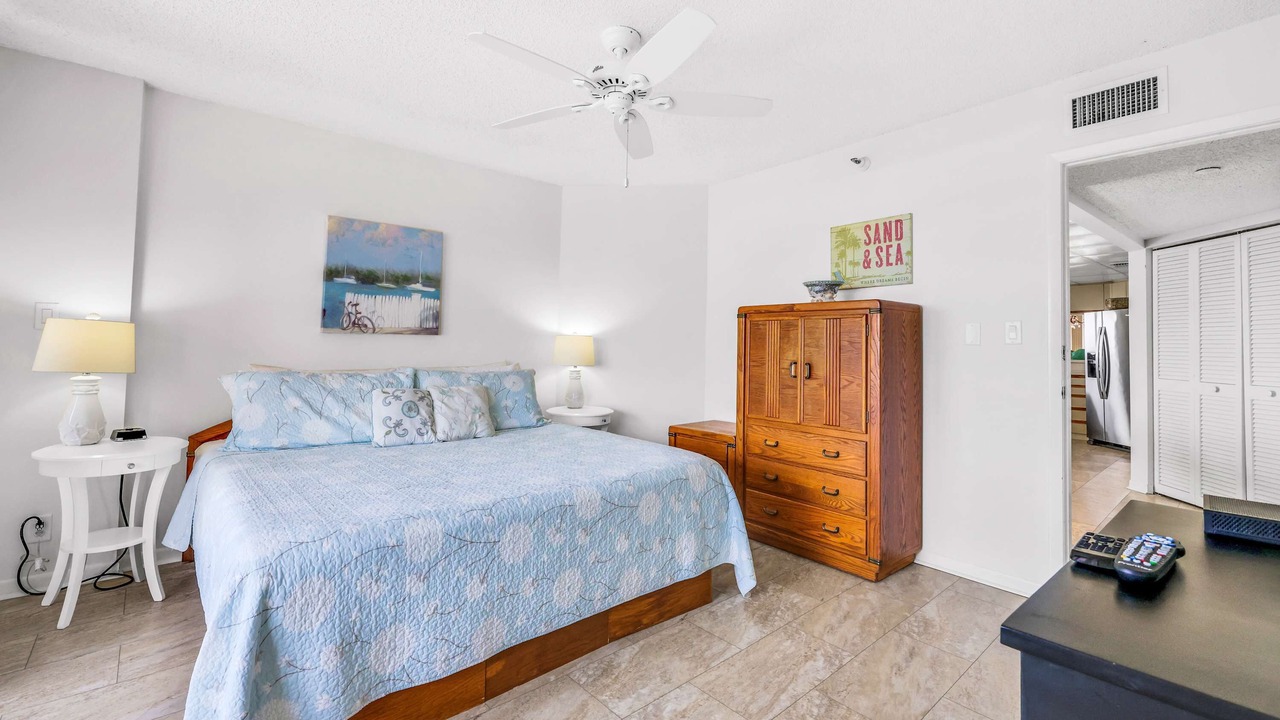 Photo of Bedroom in Sand Key