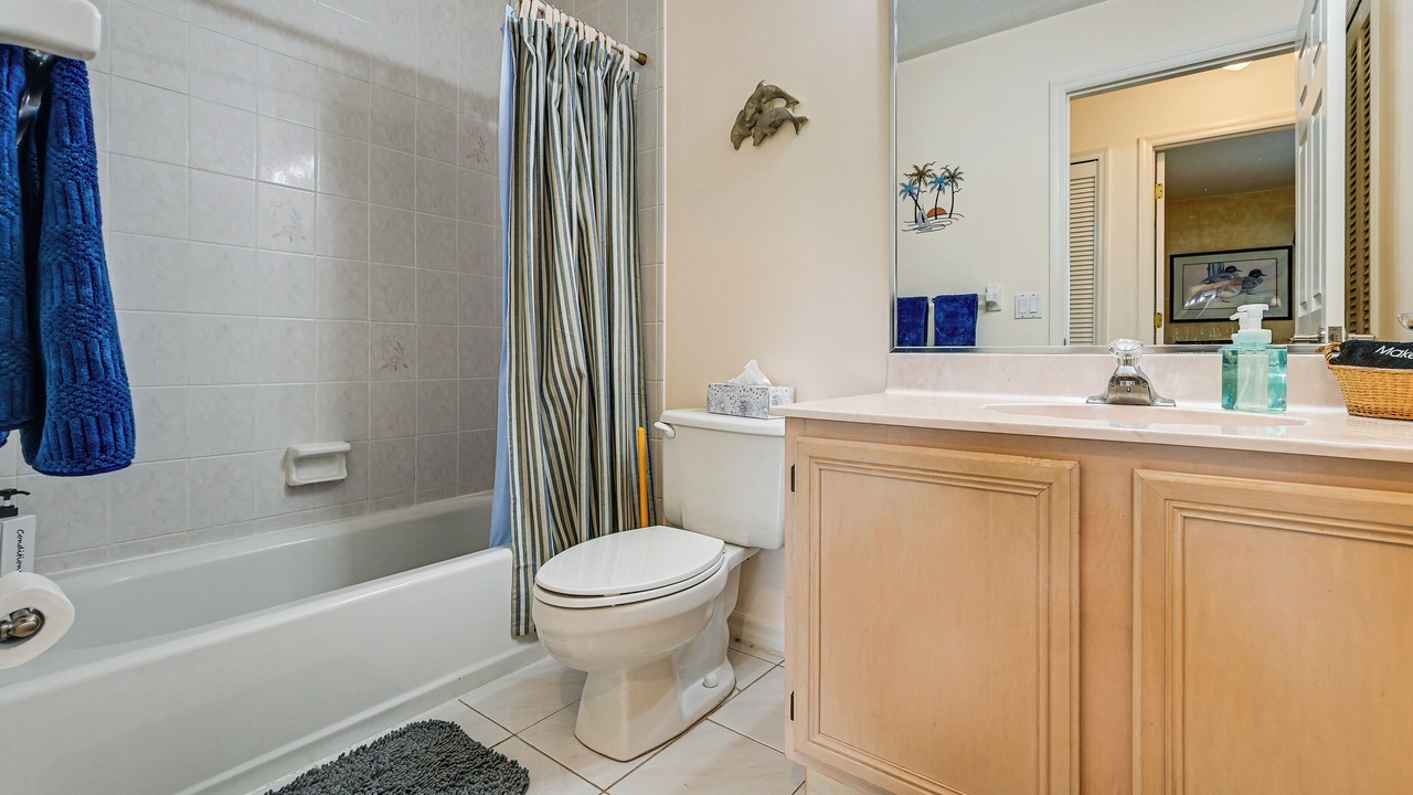Photo of Bathroom in Trafalgar