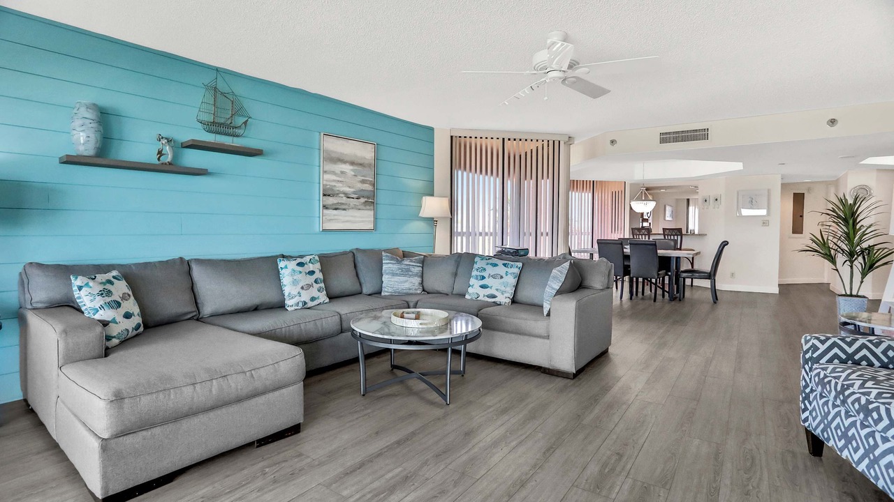 Photo of Livingroom in Sand Key