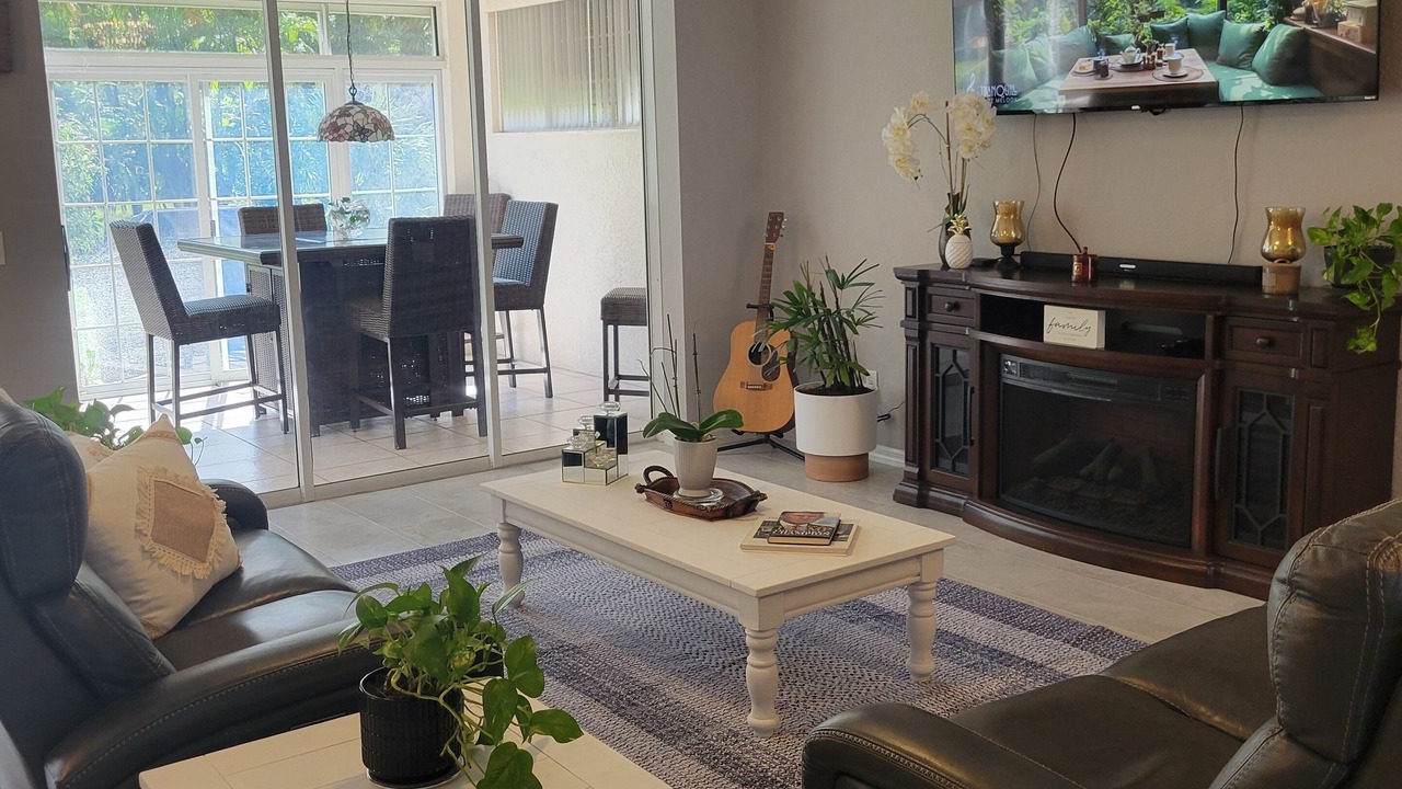 Photo of Livingroom in Herons Glen