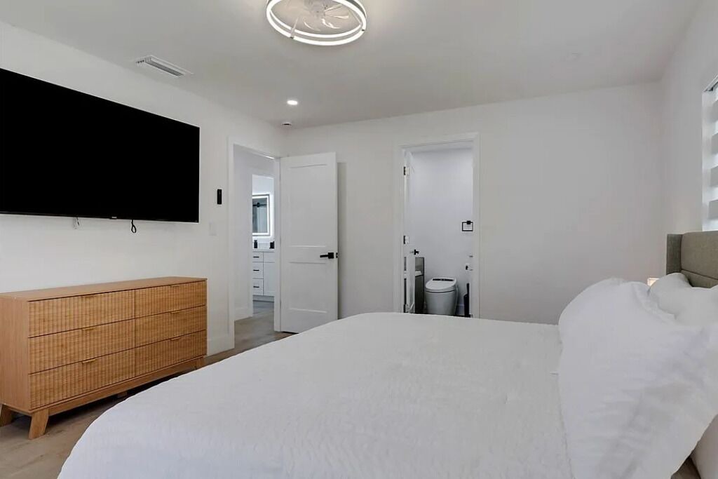 Photo of Bedroom in Lochmoor Waterway Estates