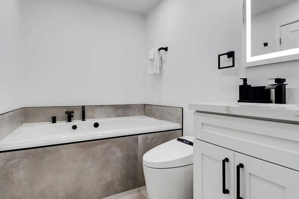Photo of Bathroom in Lochmoor Waterway Estates