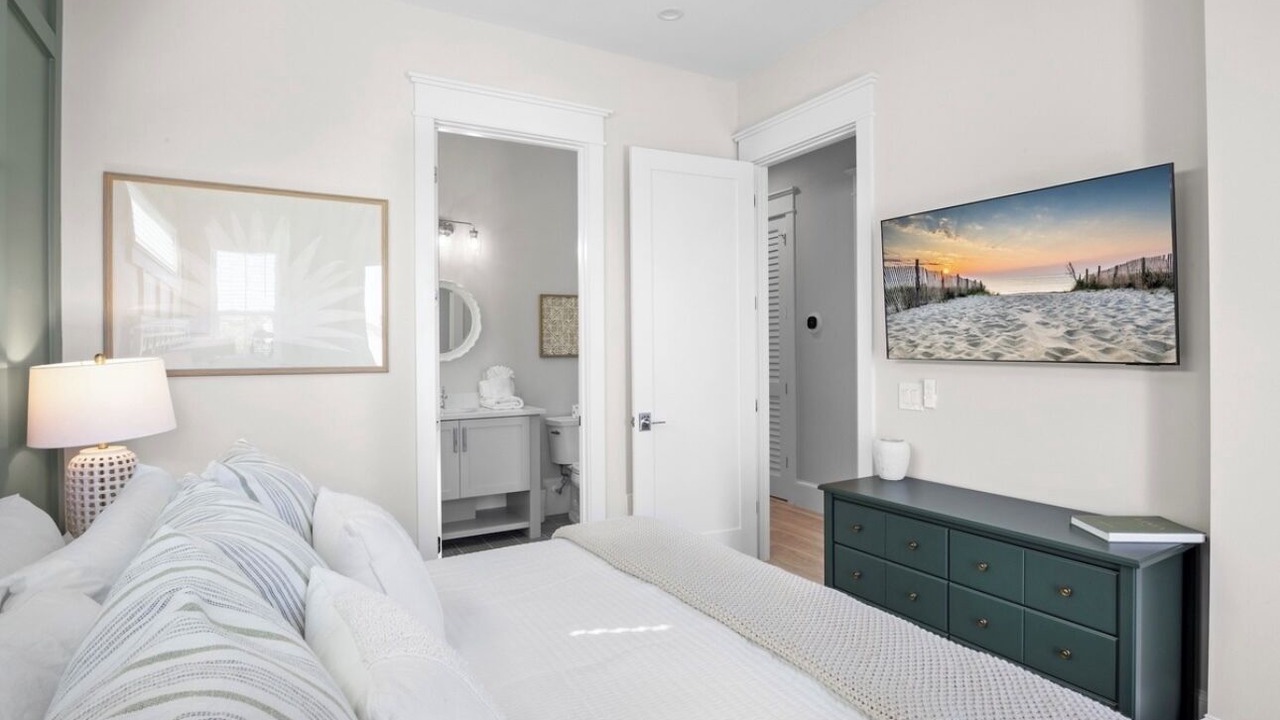 Photo of Bedroom in Bradenton Beach