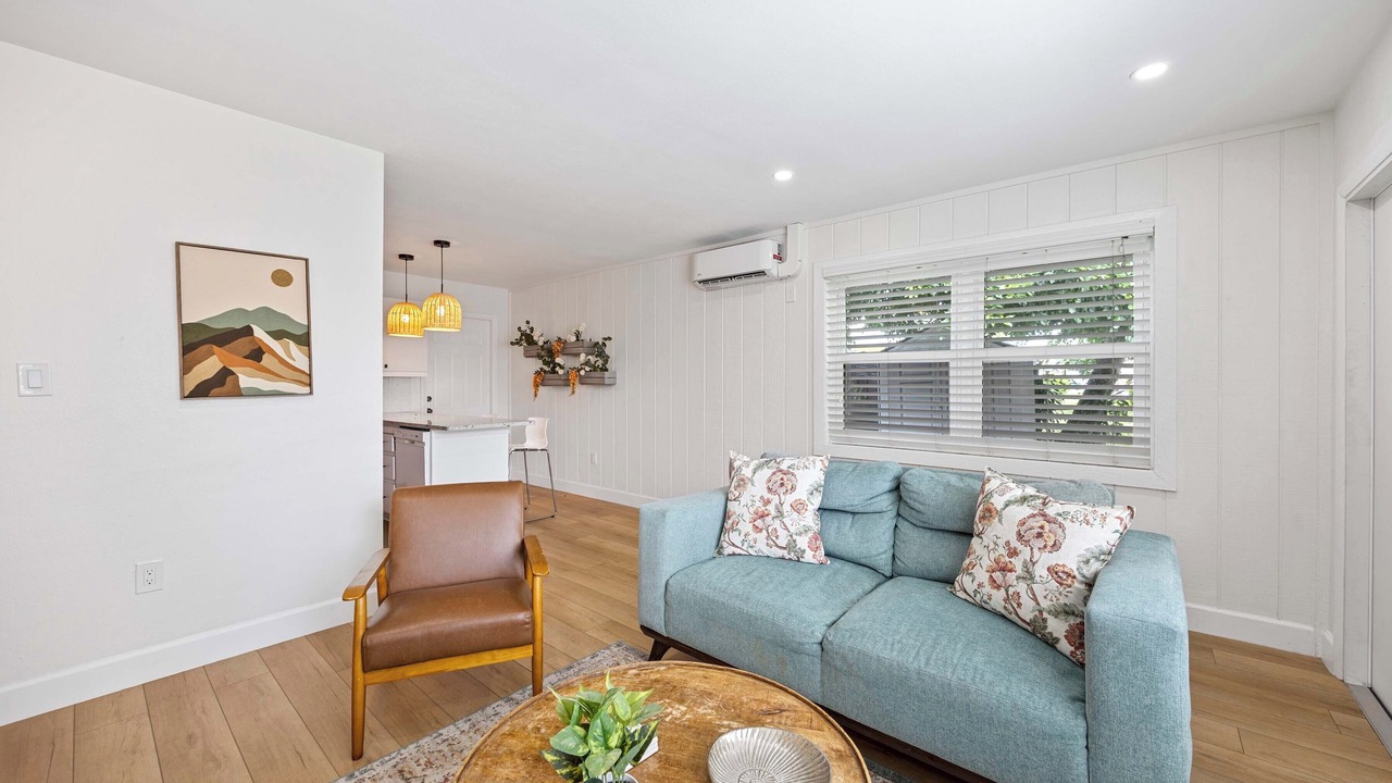 Photo of Livingroom in Central Naples