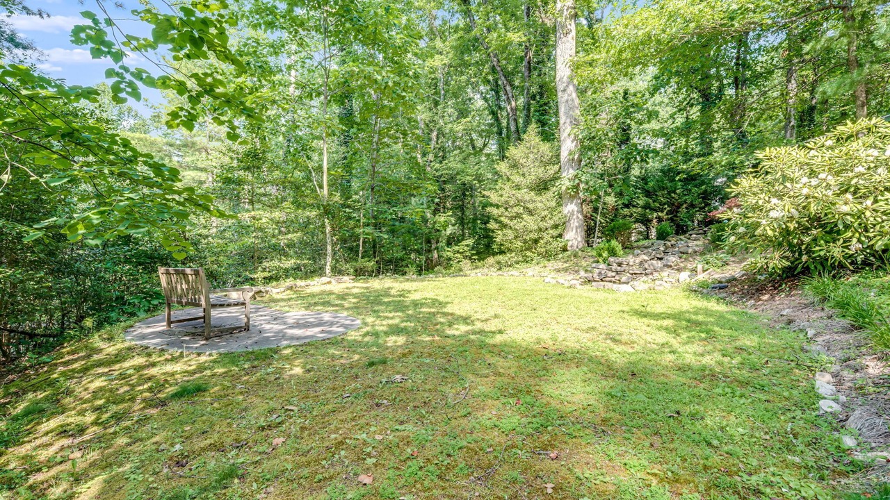 Photo of Outdoor in Saluda