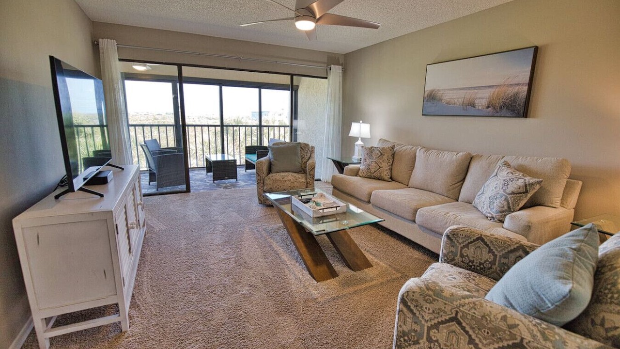 Photo of Livingroom in Englewood