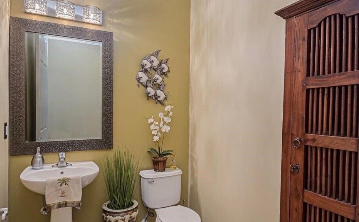 Photo of Bathroom in Biggar
