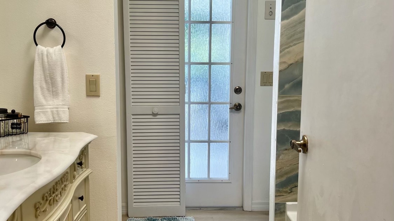 Photo of Bathroom in Englewood East